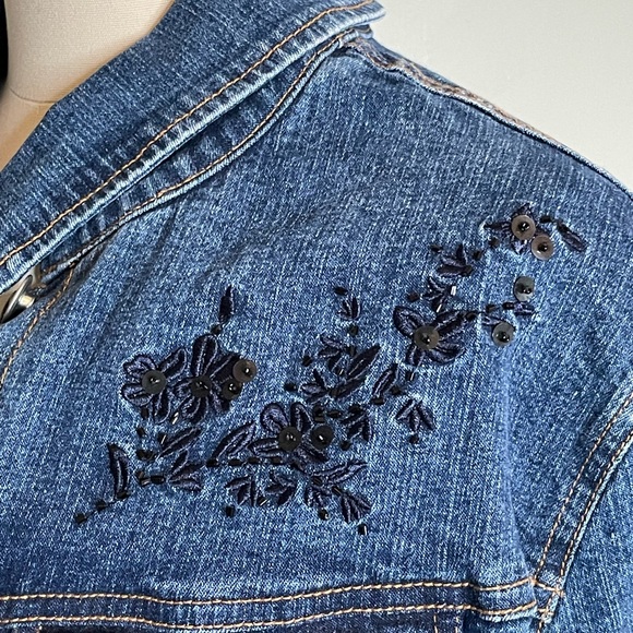 Andre sauvage, embroidered denim jacket - Picture 4 of 12